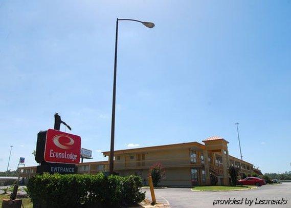 Hotel Elev8 Конро Екстериор снимка