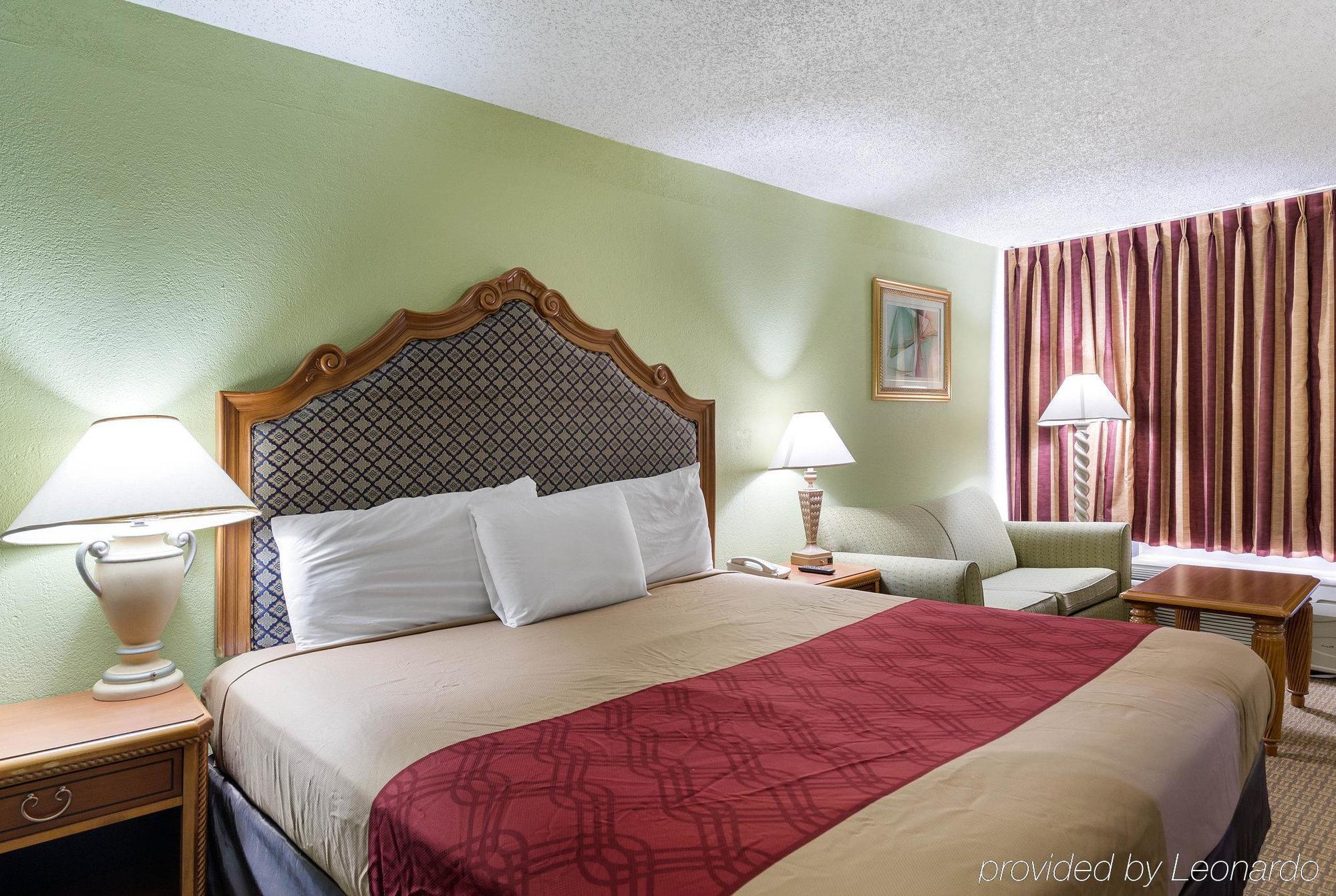 Hotel Elev8 Конро Екстериор снимка